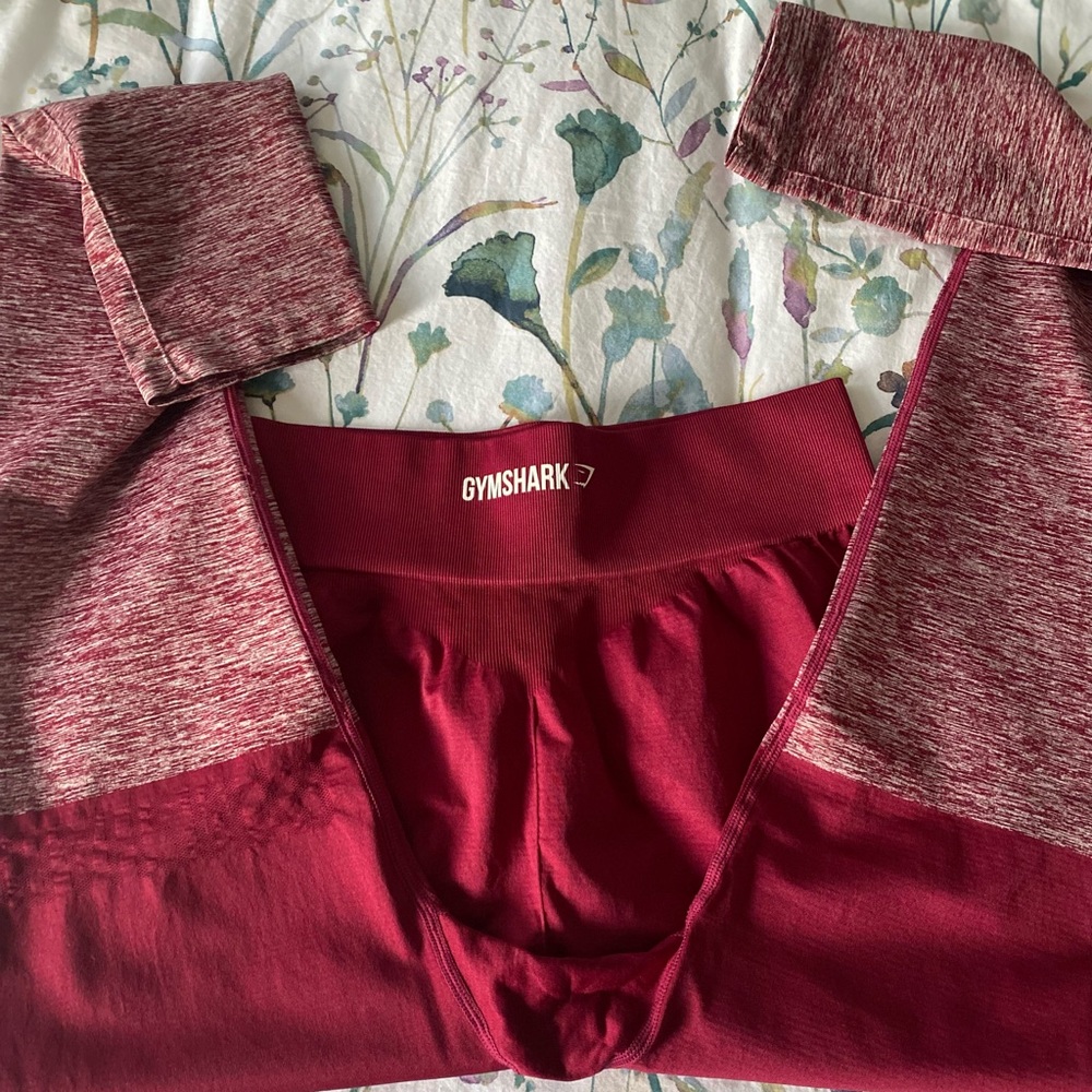 Gymshark two tone leggings never worn size medium
